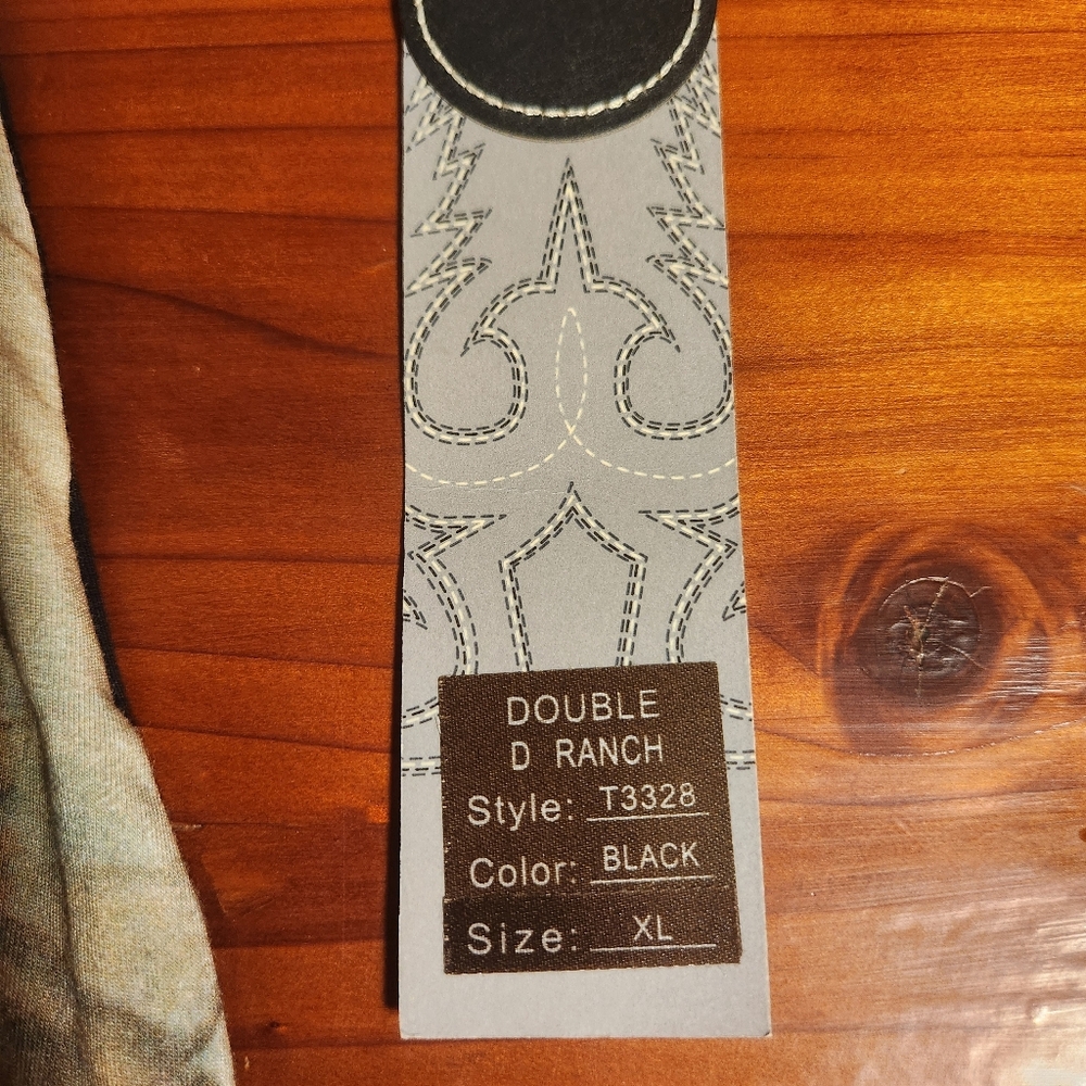 Double D Ranch Wild West Graphic Tunic - Black and Cream - Picture 8 of 8